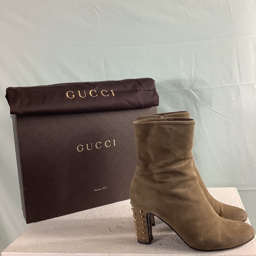 Gucci Tan Suede Studded Block Heel Ankle Boots 297200 Size 36 Gold Studs